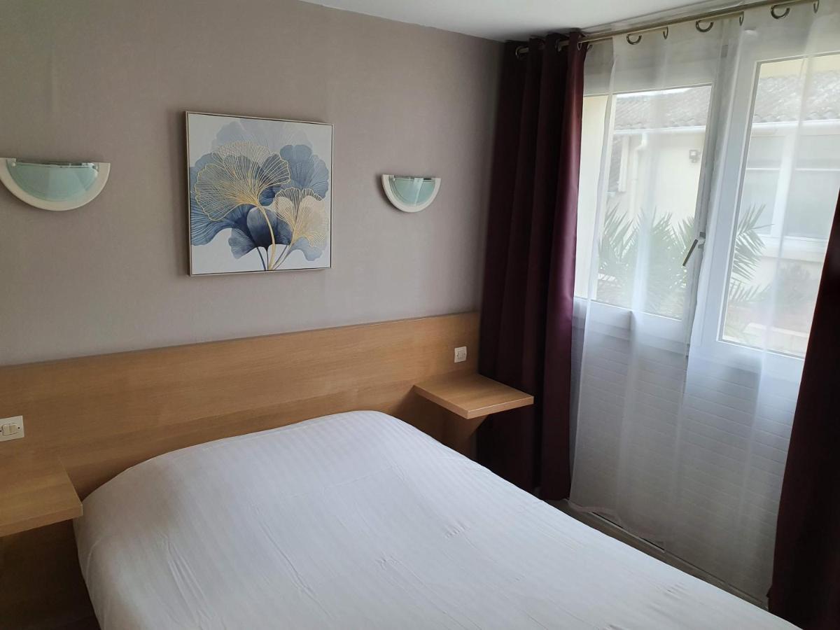 Hotel Du Commerce フェカン エクステリア 写真