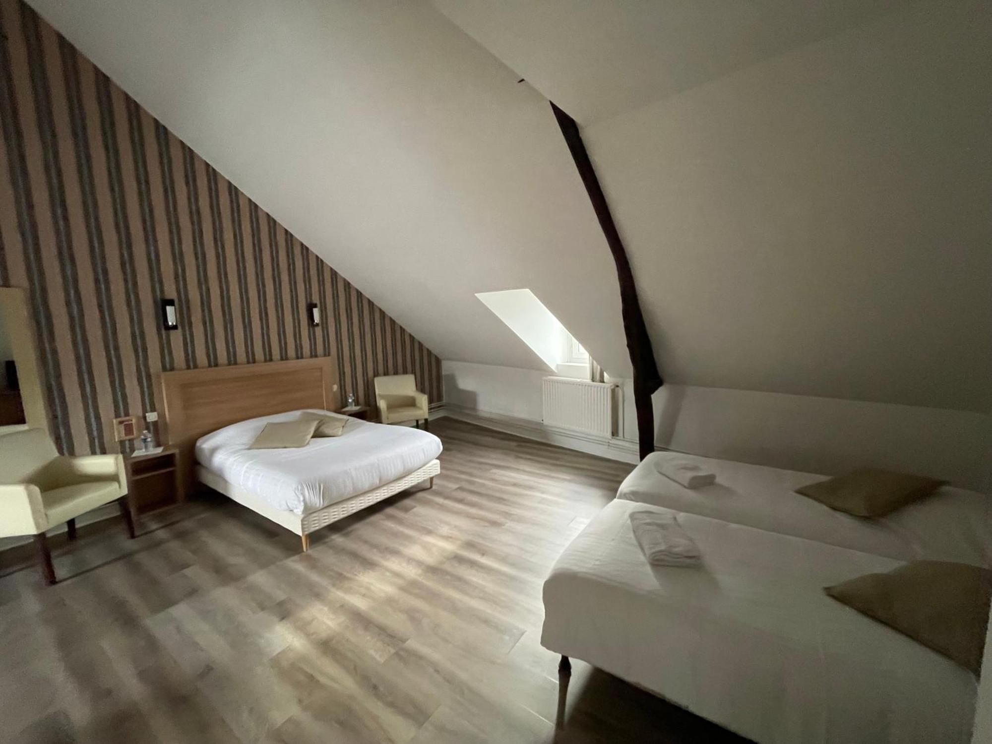 Hotel Du Commerce フェカン エクステリア 写真